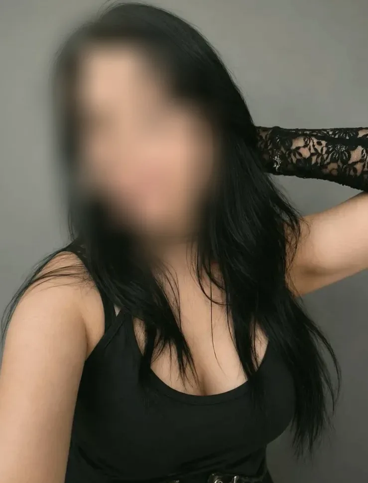 Neele, 19